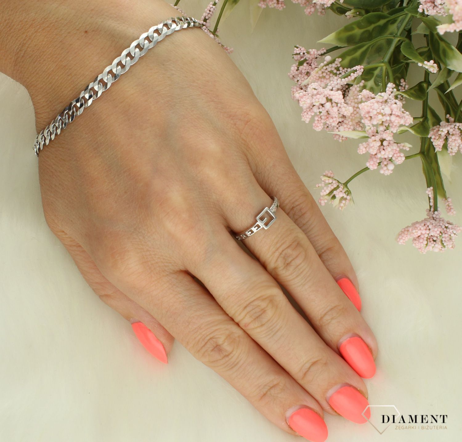 Bransoleta srebrna rodowana, pancerka 925 DIA-BRA-702607R-150-925. Bransoletka męska typu pancerka to jeden z najmodniejszych wzorów męskich wszech czasów, choć mimo upływu lat, nadal chętnie noszony przez mężczyzn..jpg